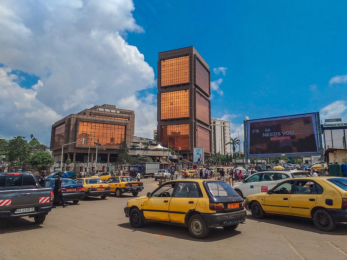 Rond point poste centrale Yaoundé